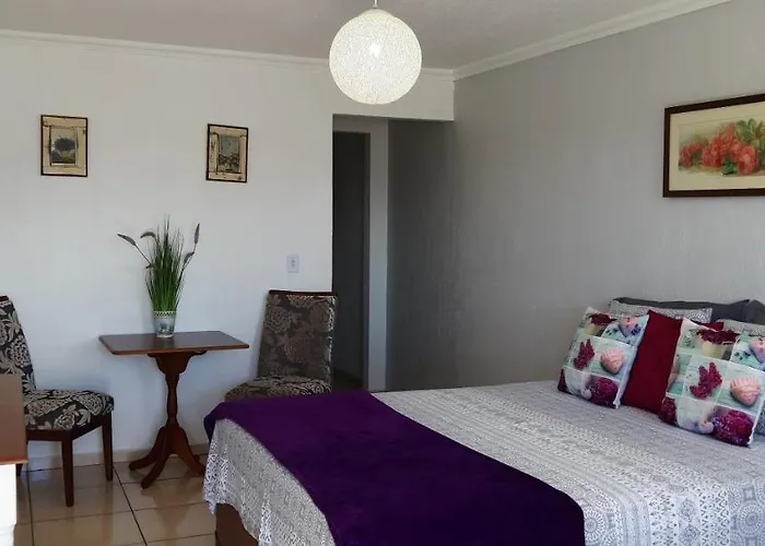 Pousada Cris Garden Bed&Breakfast Foz do Iguaçu