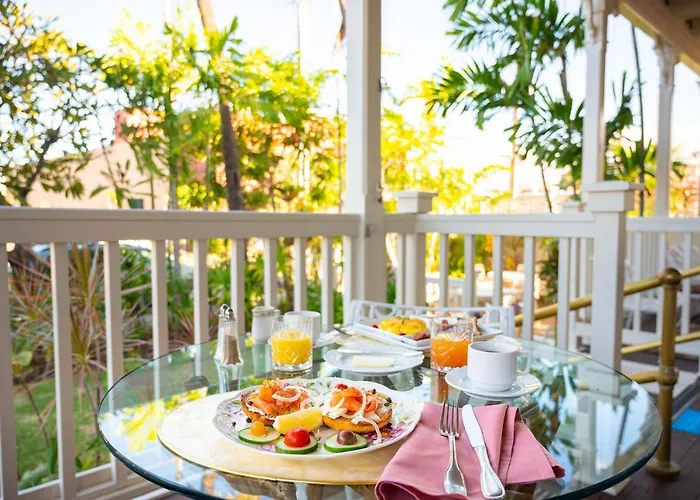 The Plantation Inn - Free Breakfast