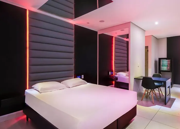 Plaza Motel (Adults Only) Votorantim