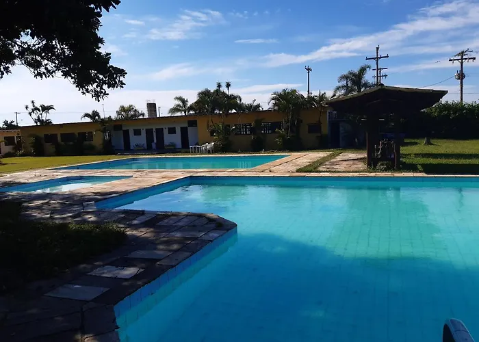 Sambura Chales Ilha Comprida
