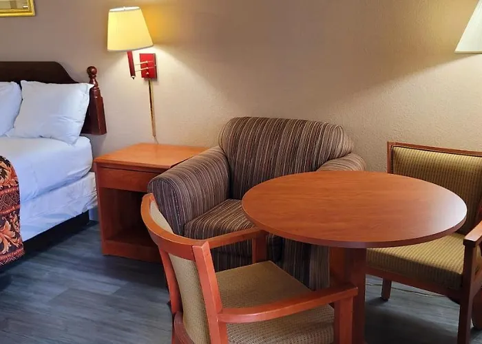 Regency Travel Inn