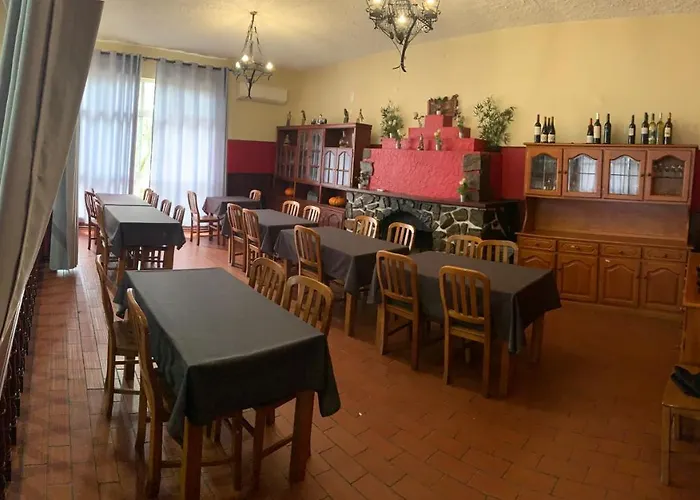 Kualquer Koisa Hotel Tondela