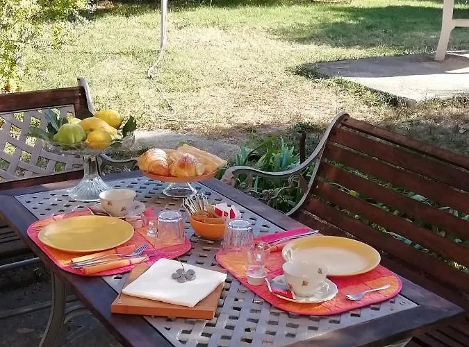 Calicantus Bed And Breakfast Albenga