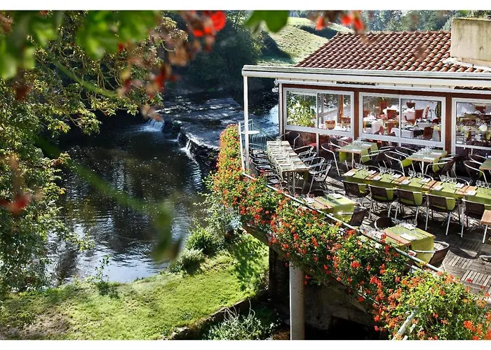 Hotel Pont De Senard