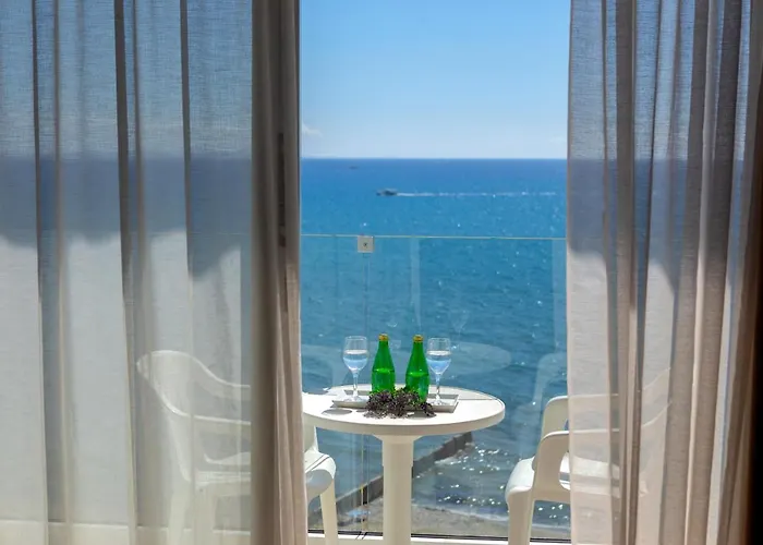 Costantiana Beach Hotel Apartments Larnaca