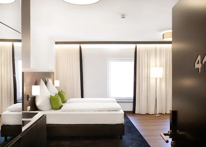 Ku Hotel By Wmm Hotels