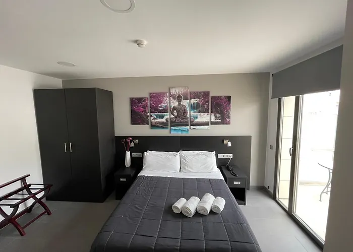 6 Bis Hotel Castelldefels