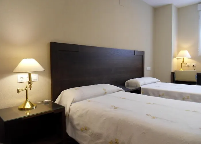 Hostal El Estudio Almansa