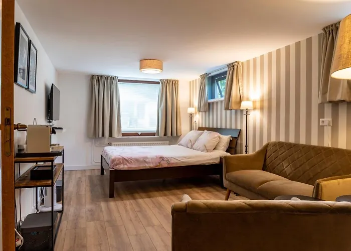 Hotels in Haelen