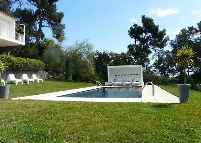 Cala Castell Suites