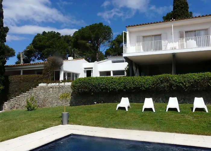 Cala Castell Suites