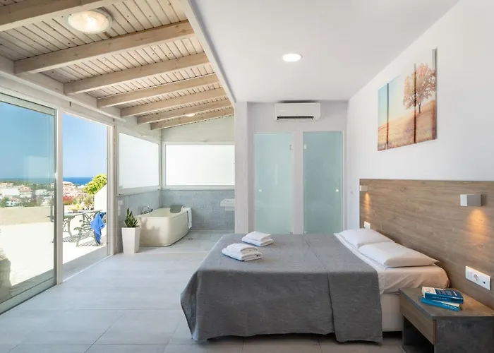 Aparthotel Sunday Life Agia Pelagia 