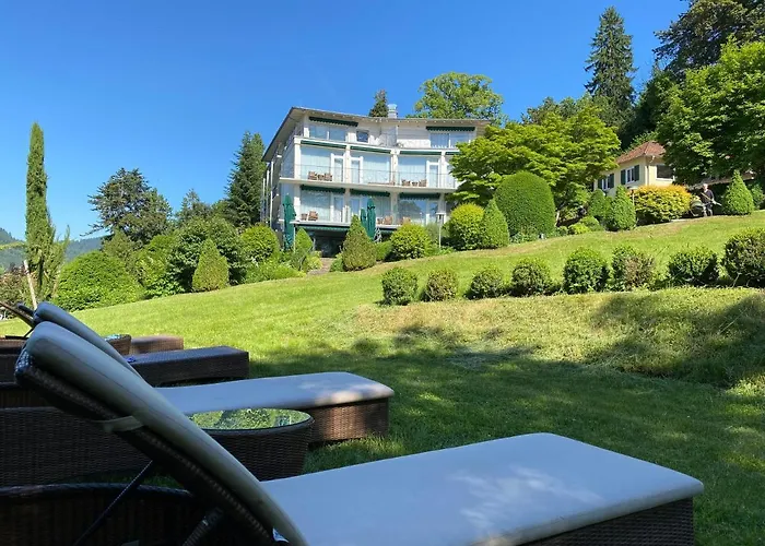DAS SCHLOSSBERG - Boutique Hotel im Park- Nahe der Therme Badenweiler