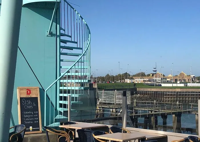 B&B By The C Vlissingen