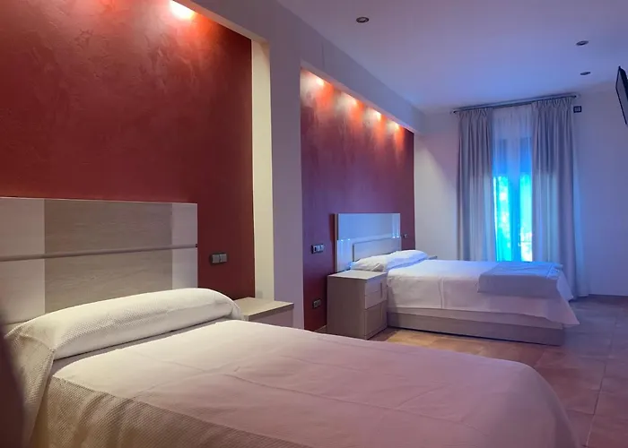 Hostal Poeta Machado Baeza