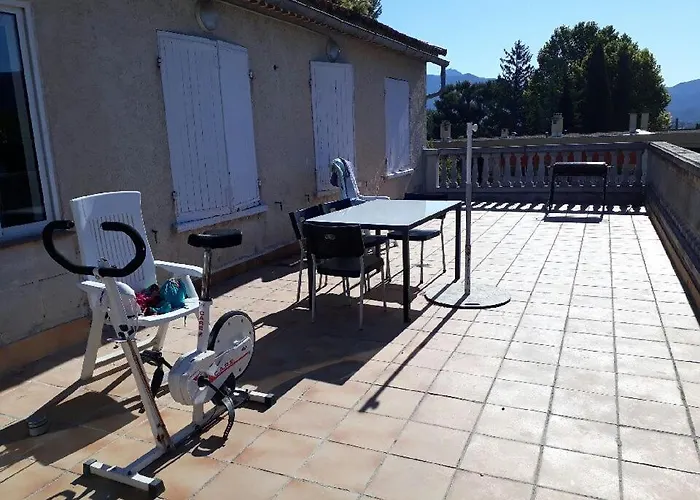 Hotel la provence 17 les horizons clairs chemin des passons à Aubagne