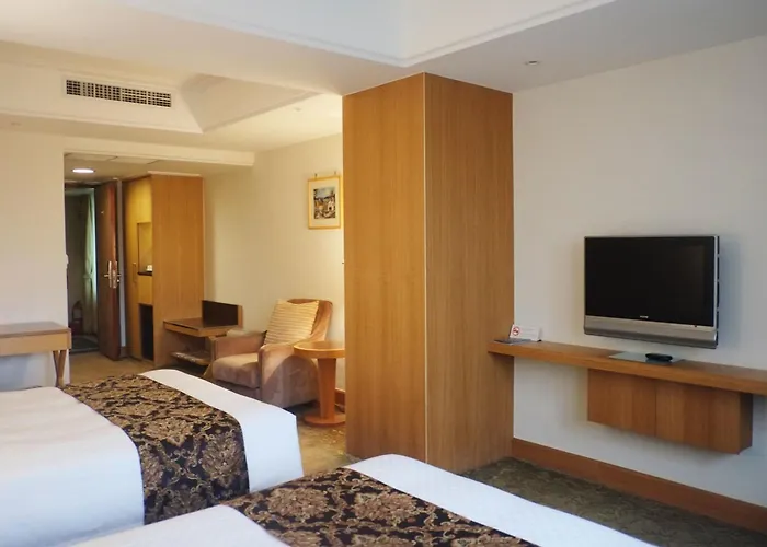 Golden China Hotel