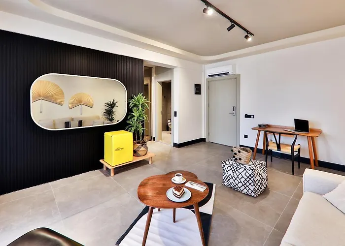 Luff Suites