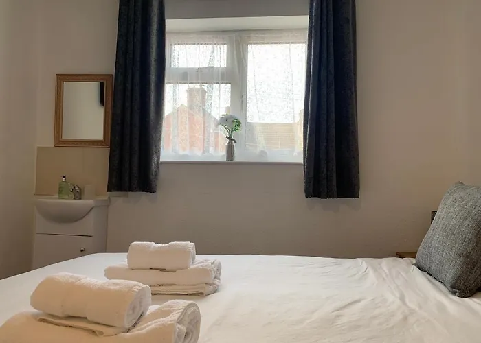 St Anne'S Road Guest House