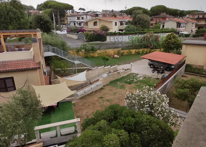 Monolocali e stanze in Villa a 350 mt spiaggia libera Lido delle Sirene Anzio