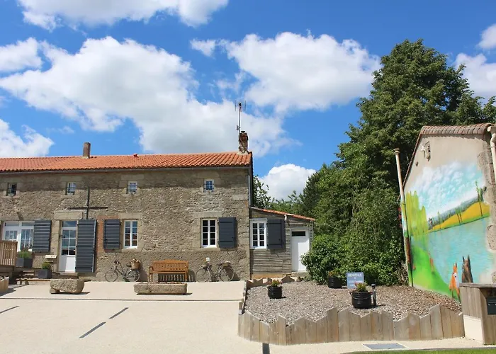 Chambres d'hôtes Logis Charrier Le Petit Bignon