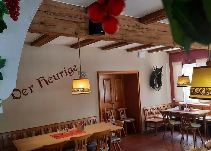 Der Heurige im Gasthaus zum Löwen