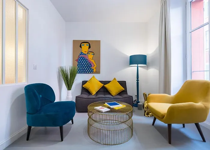 L'Abeille - Boutique Apartments
