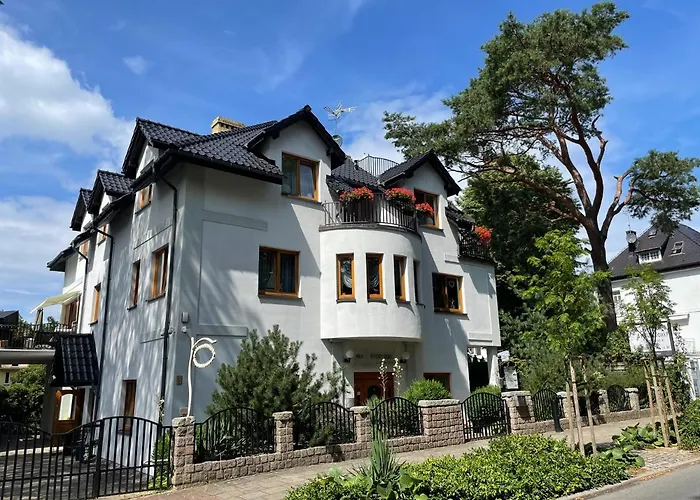 Willa 4 Pory Roku & Uznam Swinemünde
