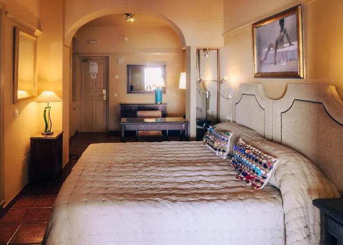 Hotel Carabeo Nerja