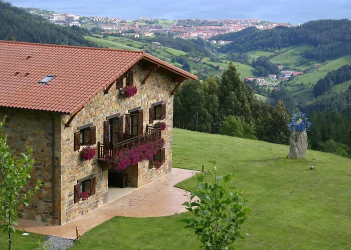 Eco Hotel Rural Lurdeia - Adults Only Bermeo