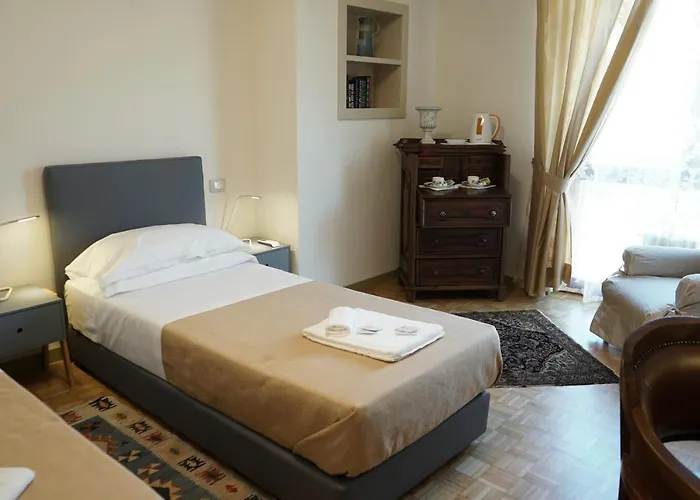 Avenue Rooms