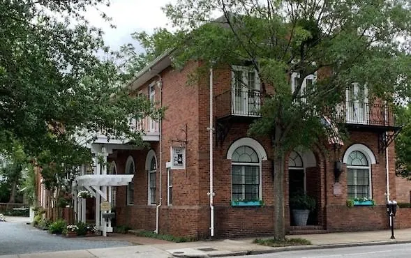 The Front Street Inn Wilmington