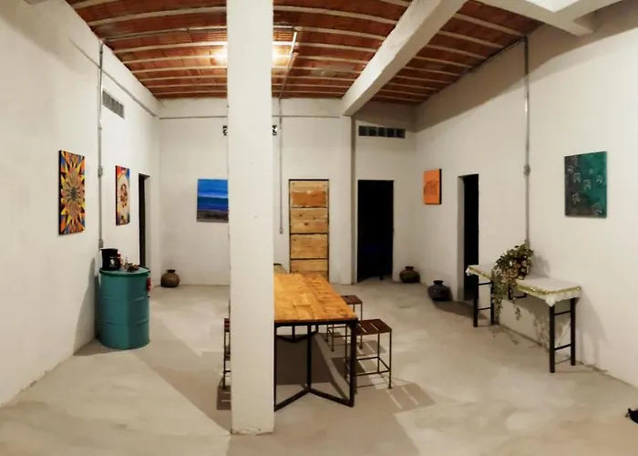 Quarto tipo HOSTEL 03 Hóspedes Compartilhando Nova Lima