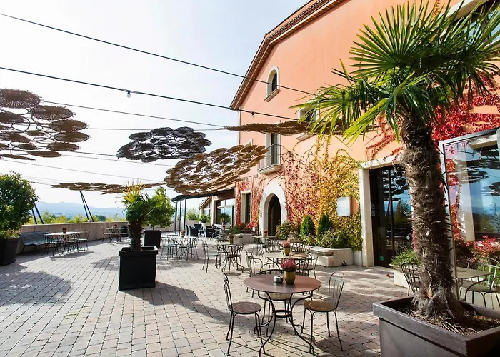 Qgat Restaurant Events & Hotel Sant Cugat del Vallès
