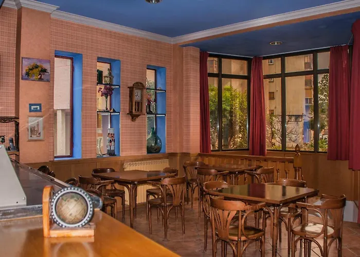Hotel A Nieu Jaca