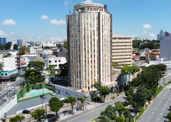 Pampas Palace Hotel