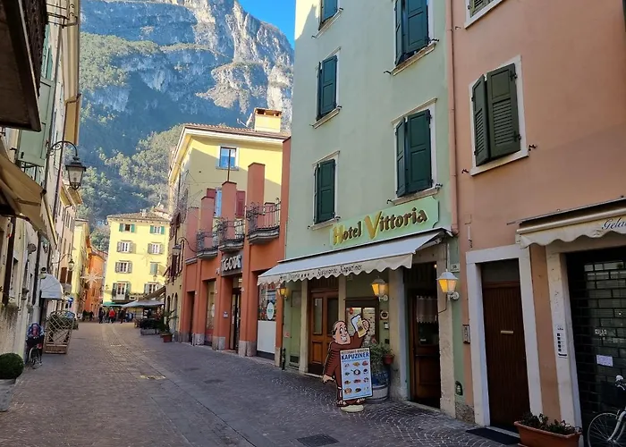 Hotel Vittoria Riva del Garda