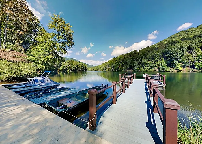 Rumbling Bald Condo Unit 403 Lake Lure