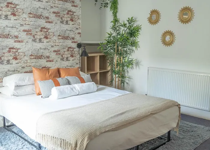 Upper Rock Rooms Hove