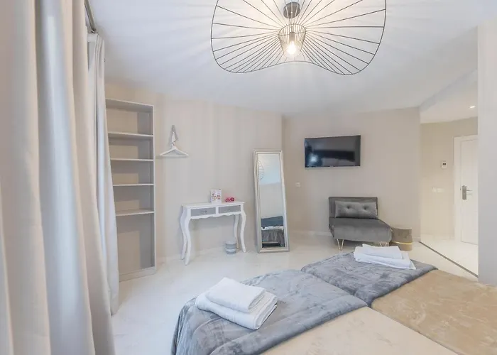 Residencia Deportiva Rozarossa Hotel Estepona