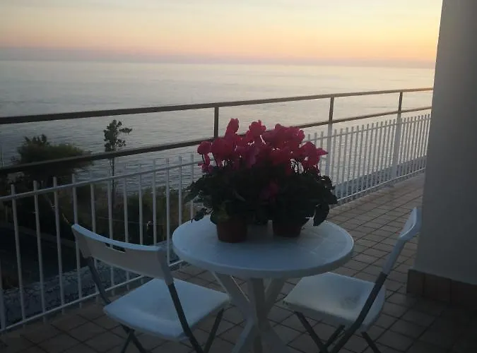B&B Sanremo Dely' House