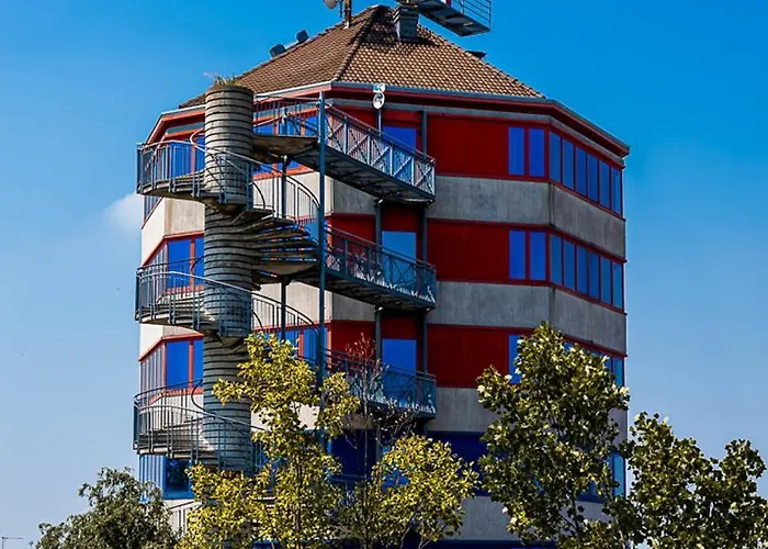 Business Hotel