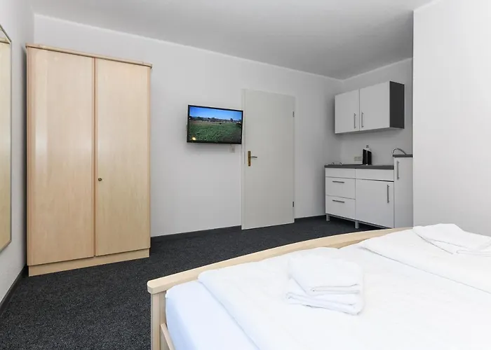Hotel-Pension Janssen - Gästehaus Huus an't Deep Neuharlingersiel