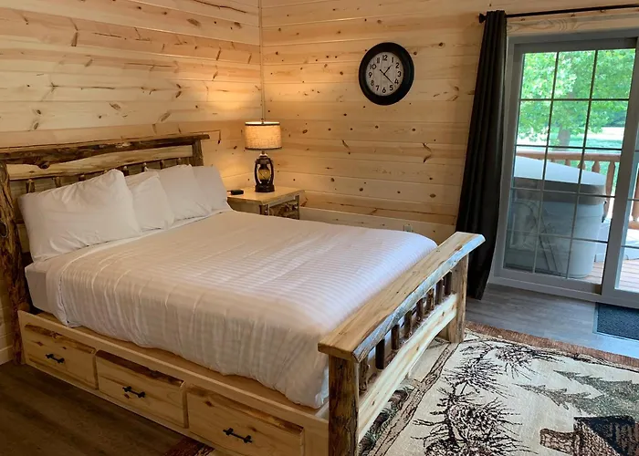 Waterview Lodge By Amish Country Lodging Millersburg