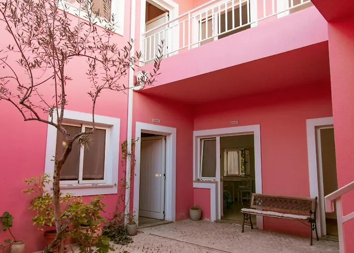 Hoteles en Cabanas De Tavira