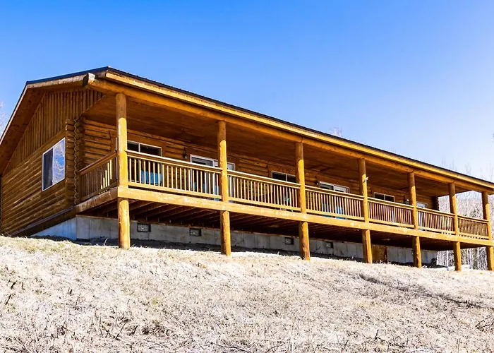 Half Moon Lake Lodge