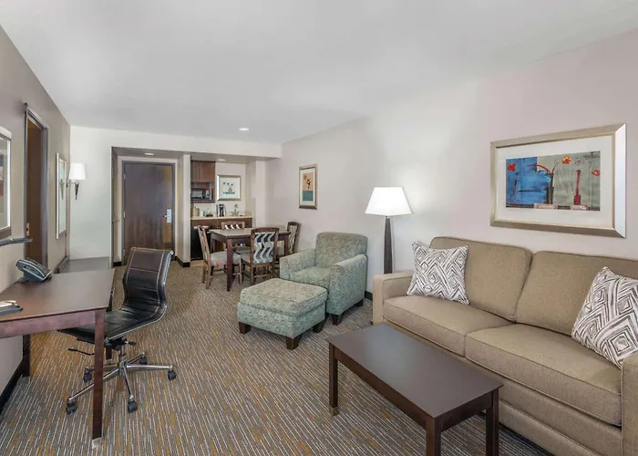 Wingate By Wyndham - St. George Hotel