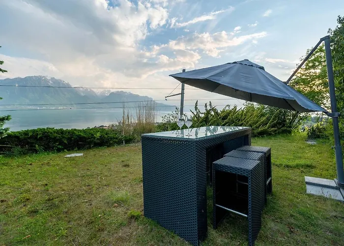 Ground Floor Rooms With Stunning Lake View & Garden Access
