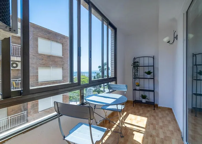 Unique Hotel Apartments Torrevieja