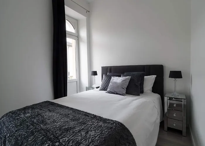 Executive Double Room With En-Suite City Centre In Guest House R1 Luxemburg
